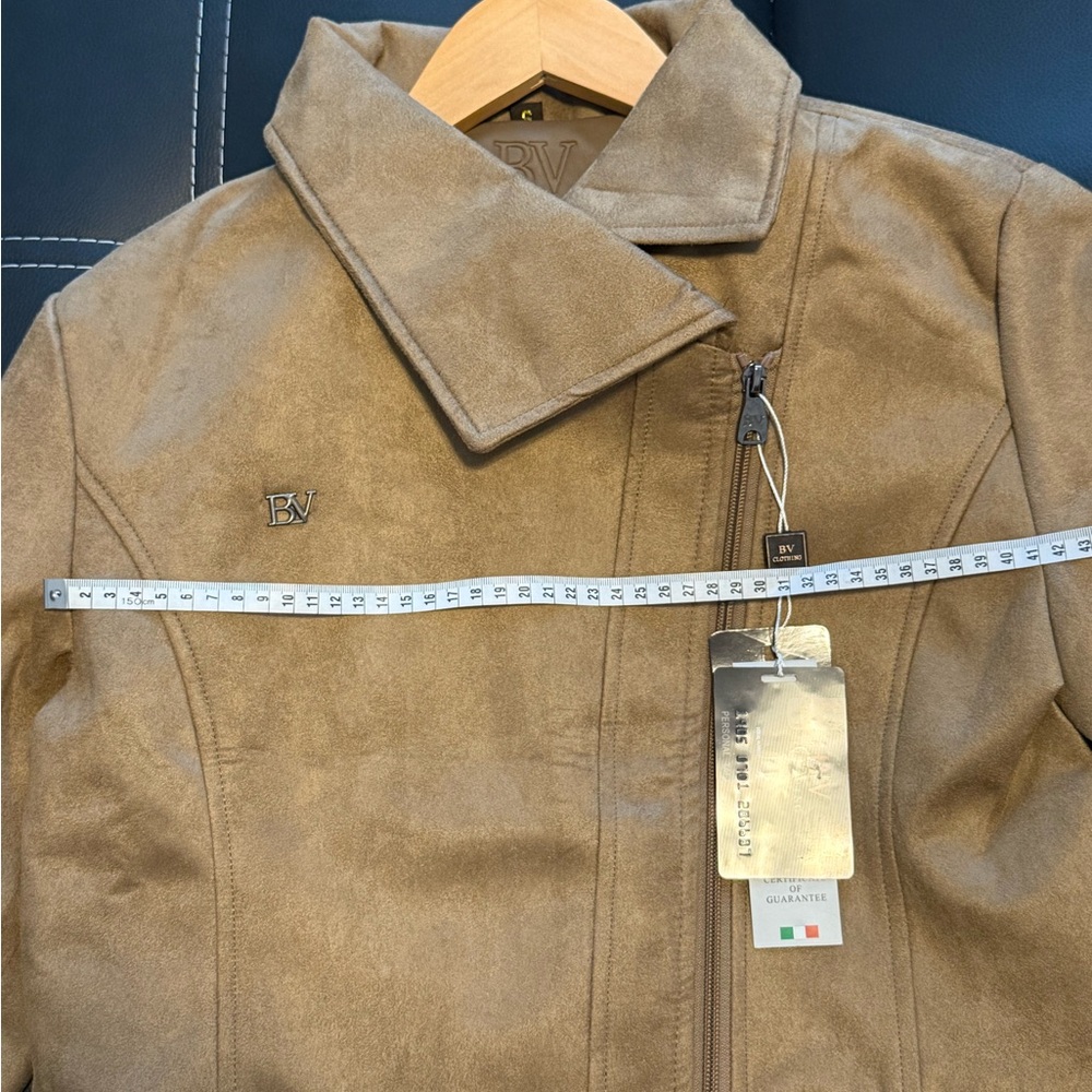 Italian Designer Suade Jacket - Picture 7 of 10